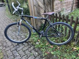 Giant Mountain Bike used condition : 19.5size