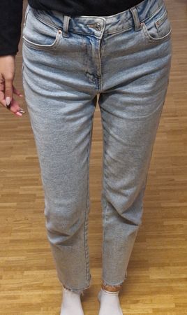 Jean cropped Jennyfer, taille 38