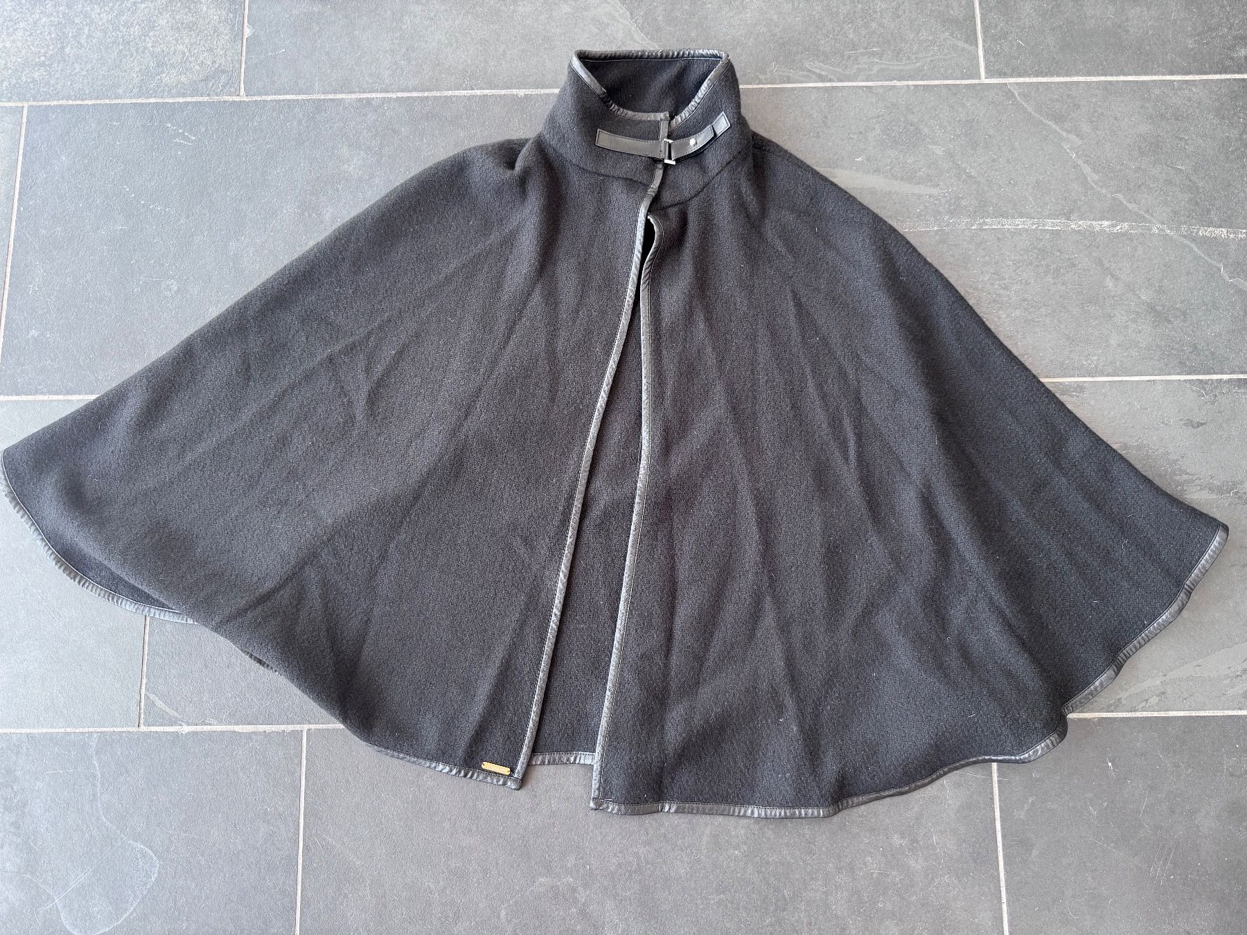 Ralph Lauren Altro in Moda donna: Ralph Lauren Poncho Cape – Usato da Kriens venduto da saintstone