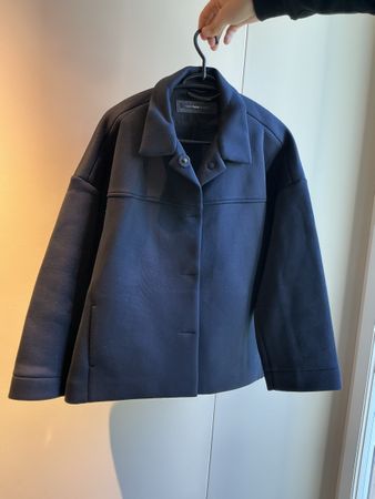 Schöne Jacke von Maria van Rensen