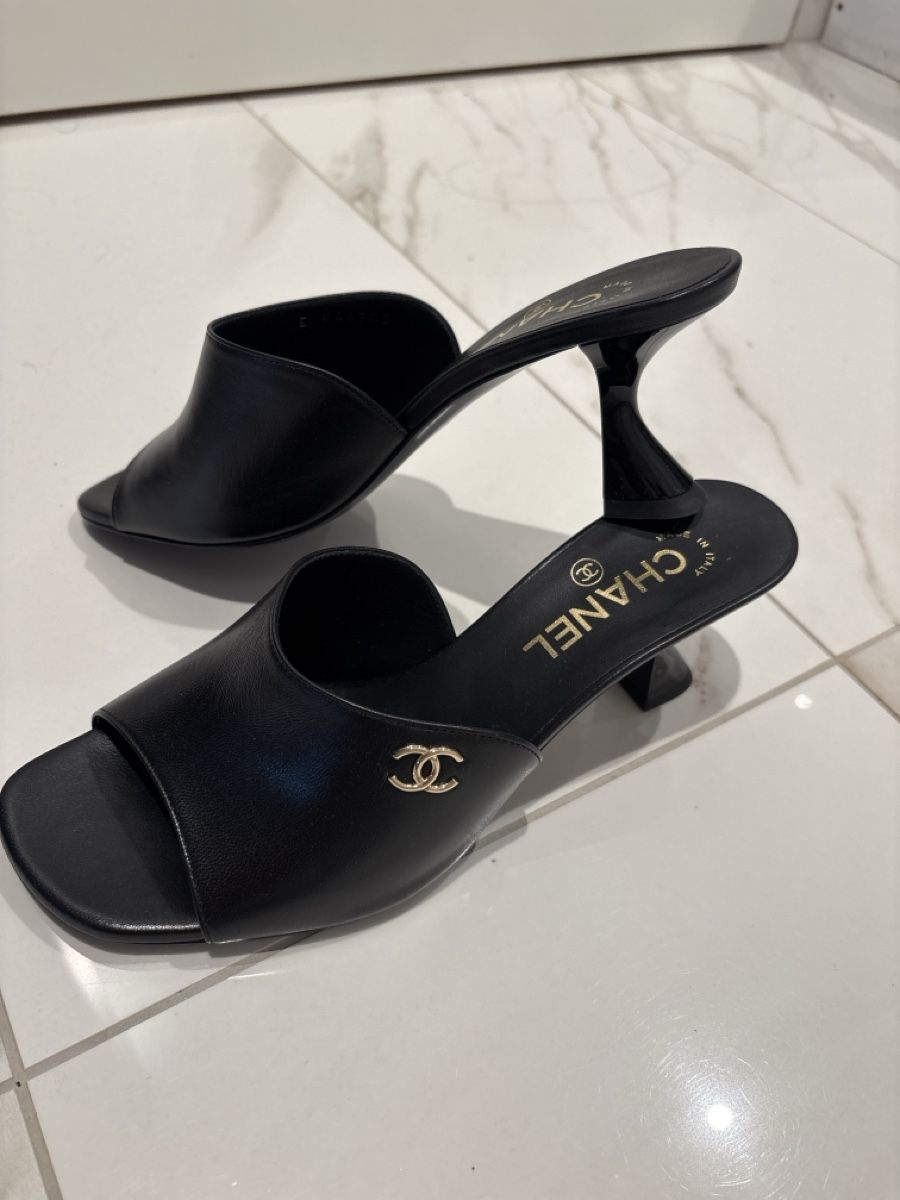 Chanel Damenschuhe: Chanel Mules Size 38 – Neu (gemäss Beschreibung) aus FORCH von PRINCESSHK