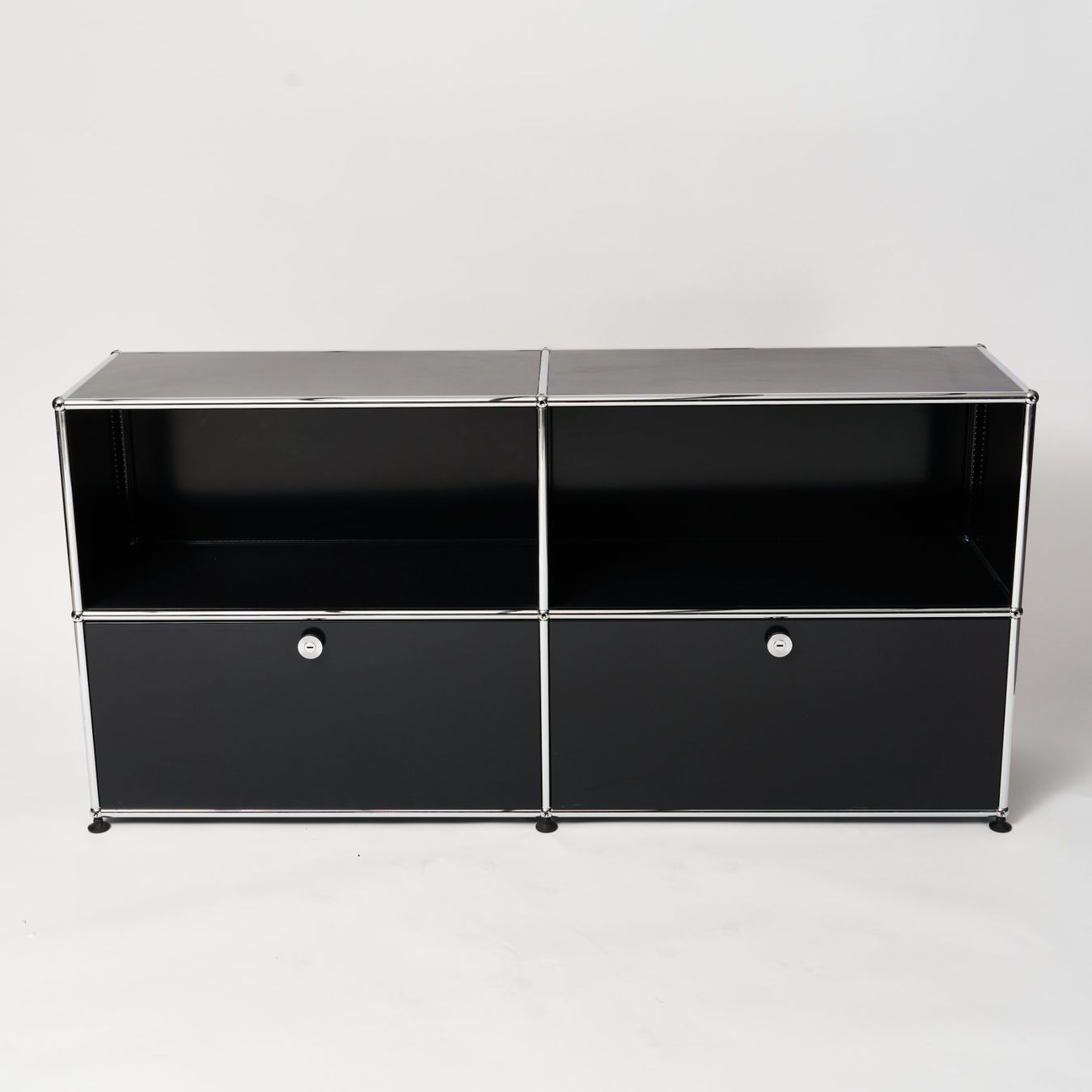 Scaffali: USM Sideboard 2x2 schwarz offen 1216 – Usato da Affoltern am Albis venduto da Zapro