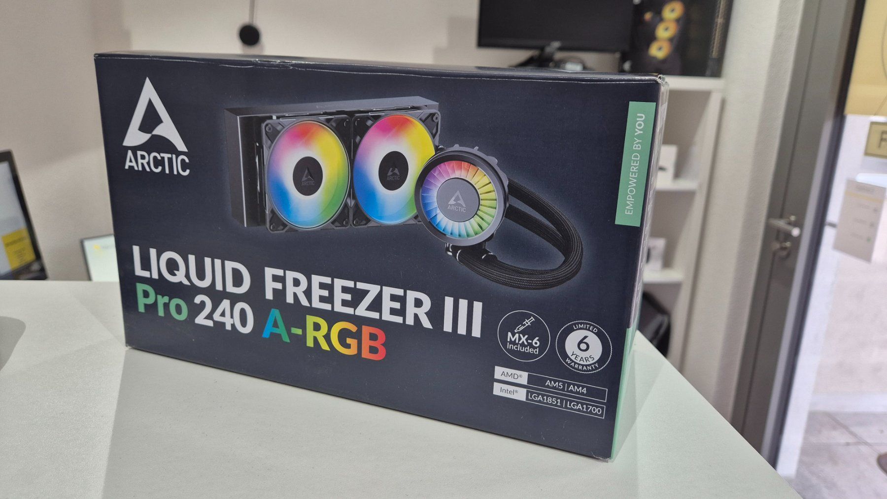 Componenti elettronici: Refroidissement liquide CPU Arctic Liquid Freezer III Pro 2 – Usato da Chatel-St-Denis venduto da Teck7