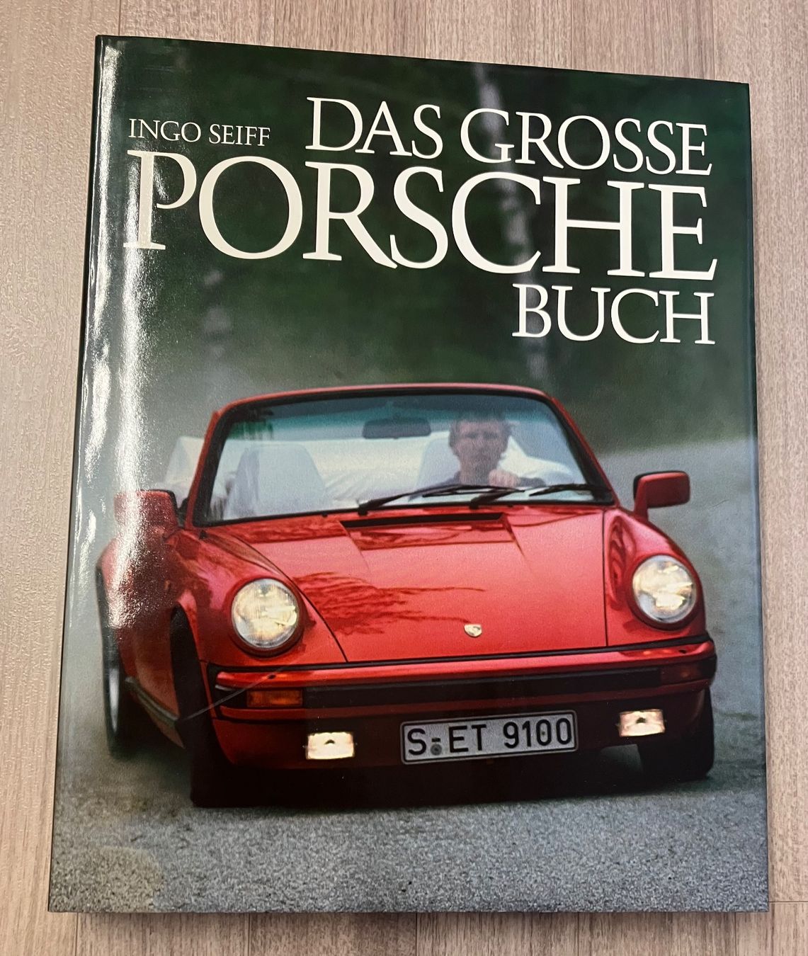 Libri: Das grosse Porsche Buch von Ingo Seiff, 1985 plus zwei Model – Usato da Ennetbürgen venduto da haeusi01 1