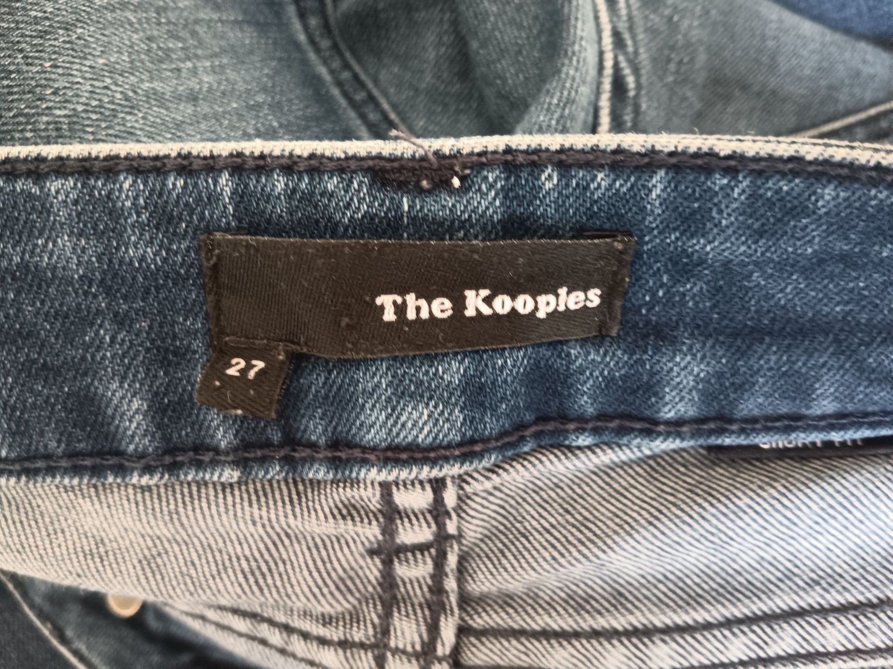 Kooples Jeans: THE KOOPLES Jeans "SHORT FIT" taille / Grosse 27 – Usato da Cossonay-ville venduto da Super-Price-Quality 9