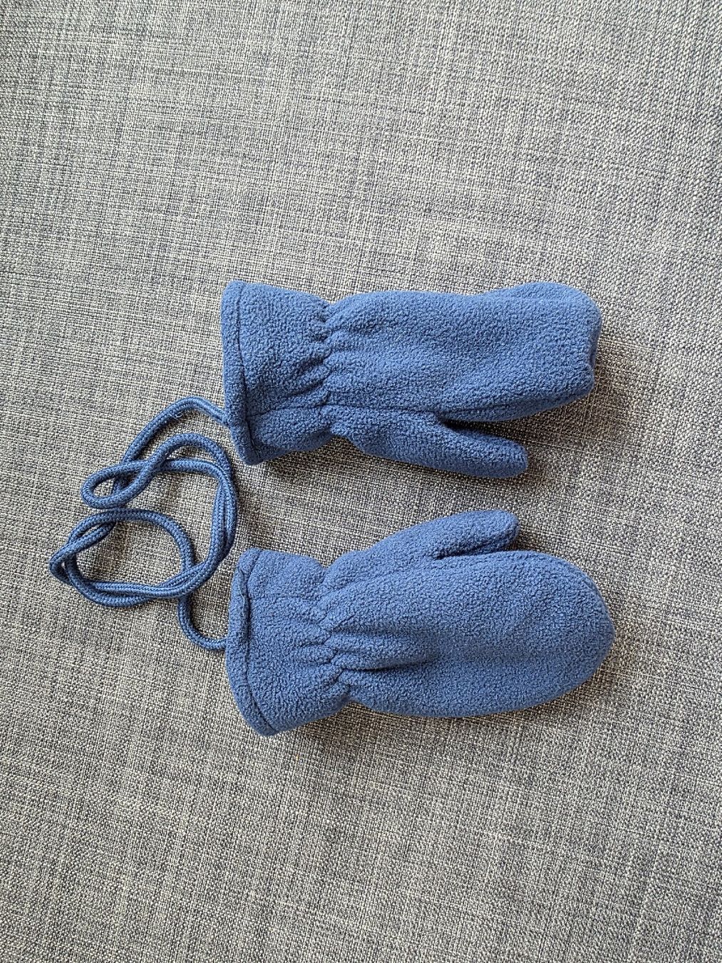 Bekleidung: Fäustlinge Smile 12-24 Monate blau  – Gebraucht aus Gais von ste_y6ps