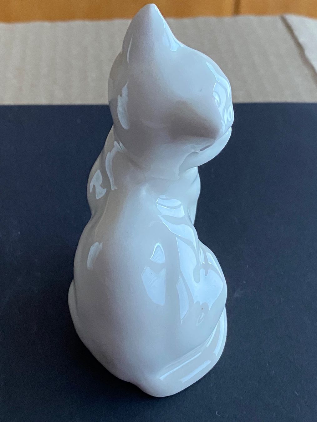Statuette: Royal Doulton Katze 9x6cm alt – Usato da Grabs venduto da Barbstucky 3
