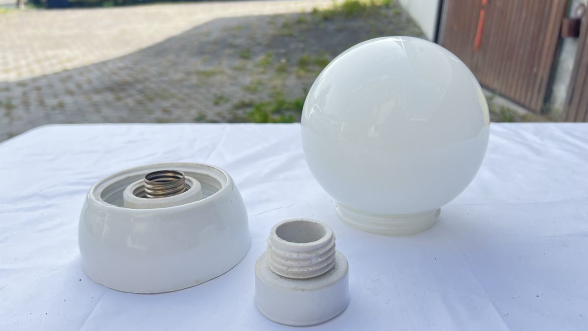 Lampadari & plafoniere: Deckenlampe aus Keramik mit Glaskugel – Usato da Vilters venduto da Antik2016 4