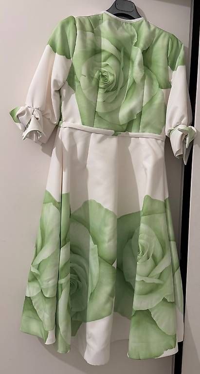 Kleider: Festliches Kleid  – Gebraucht aus Zürich von sab_mby7