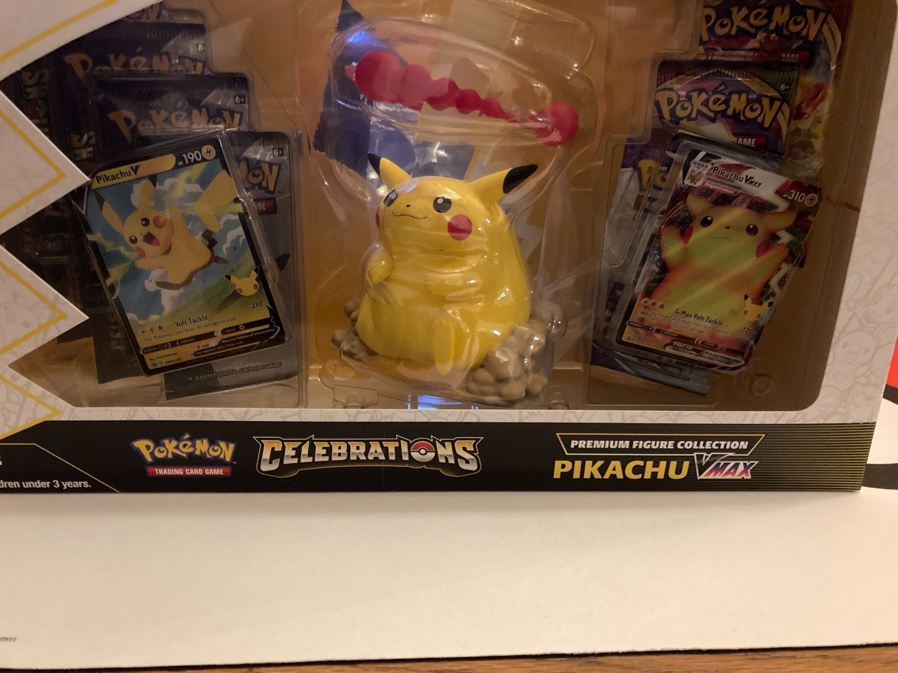 Pokémon Carte collezionabili: Pokemon Celebrations Pikachu-Vmax Eng – Usato da Küssnacht am Rigi venduto da Ebikoner 7
