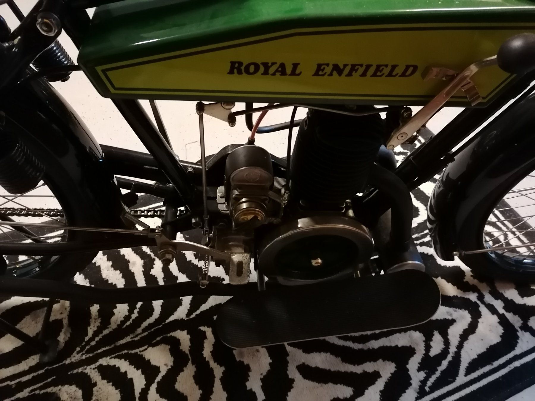 Royal Enfield Strada: Oldtimer Royal Enfield aus den 1920er Jahre – Usato da Giswil venduto da Xloopx 2