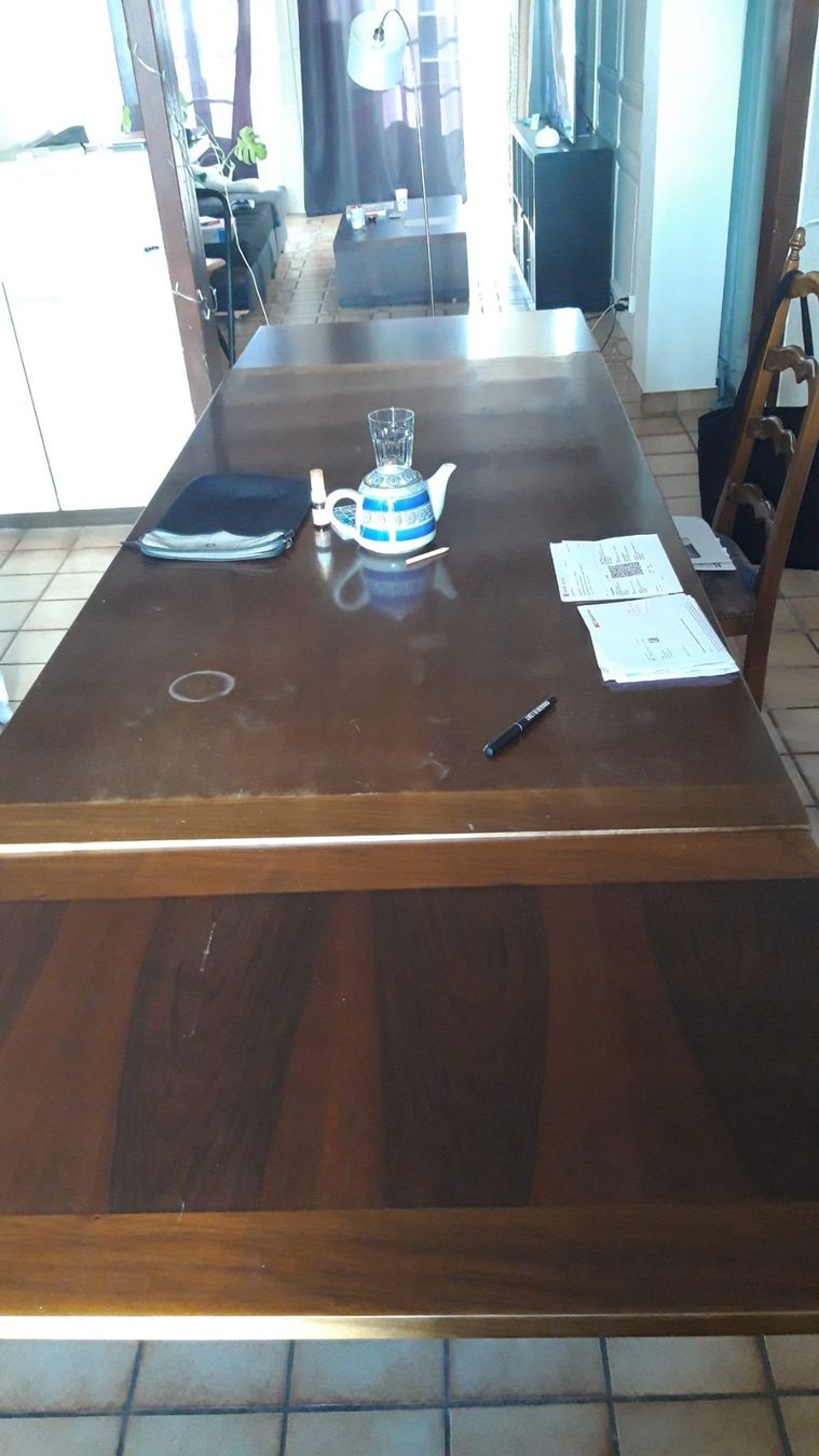 Set di tavolo e panche: Table avec rallonge + 8 chaises à récupérer à Estavayer – Usato da Renens VD venduto da cba_r9y8 4
