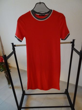 Schlichtes rotes Bershka Kleid Gr. XS - 220419