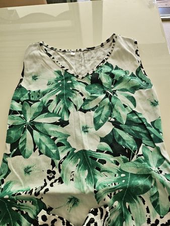 Tunique d'été BPC Selection, motifs tropicaux et léopard 🐆?