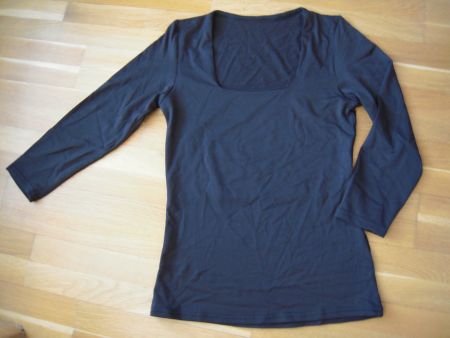 Schwarzes Shirt Gr XS NEUWERTIG