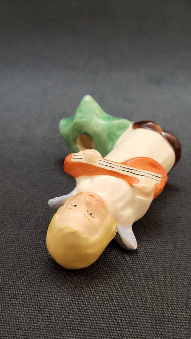 Hummel Statuette: Hummel-Engeli mit Gitarre/ Kerzenständer – Usato da Basel venduto da spinne02 5