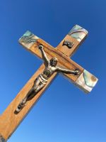 kleines  Kruzifix   Heiligenkreuz   Holz / Metall  Jesus