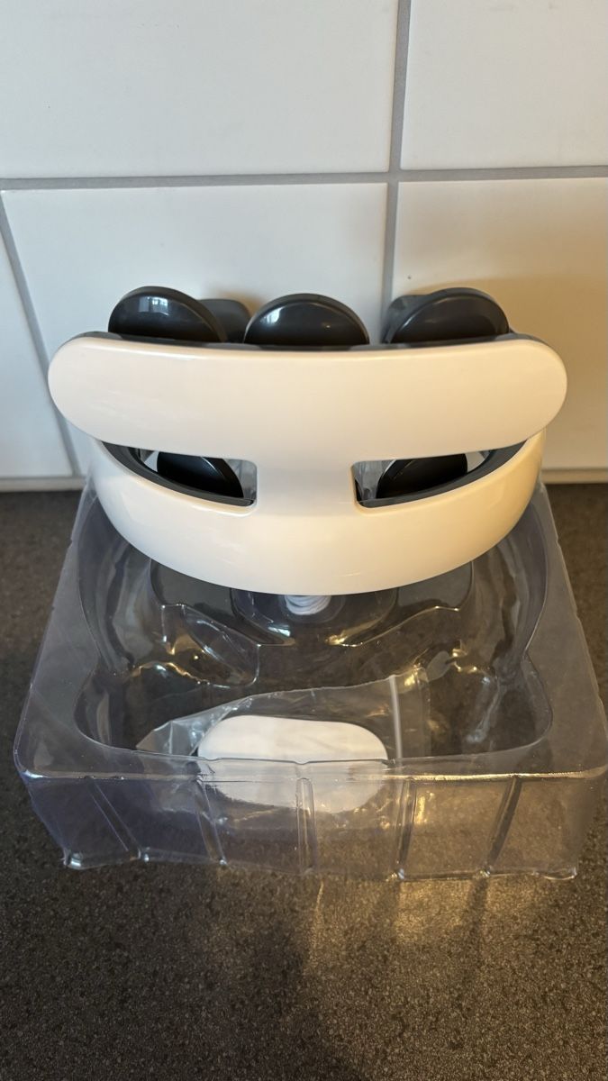 Appareils de massage: Nackenmassagegerät – Neuf avec emballage d'origine à Zug par bluesky84 1