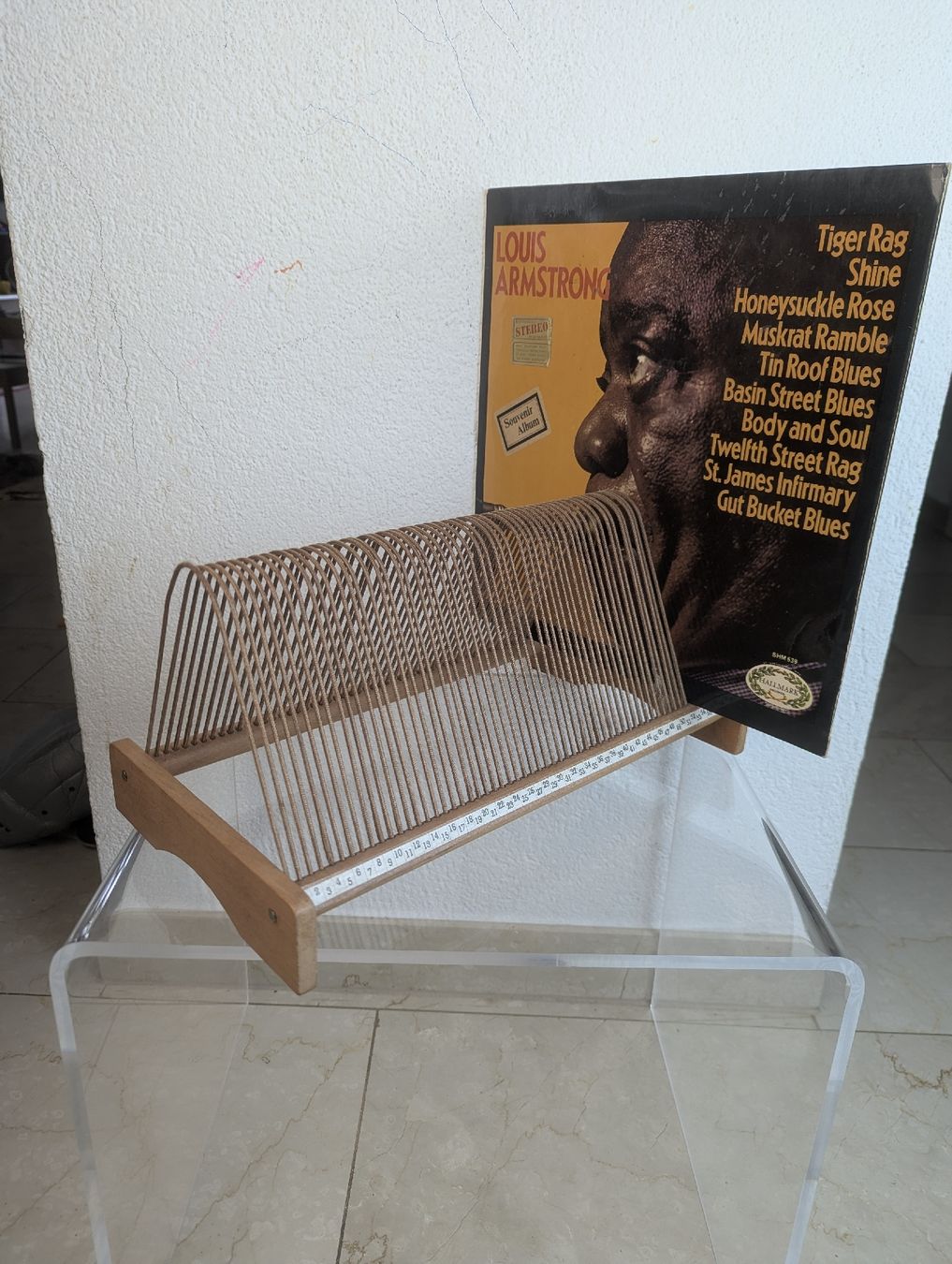 LP record holder for vinyl records. Vintage Records Rack (Gebraucht) in ...