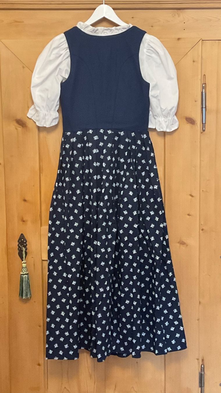 Lotti di vestiti: SALZBURGER DIRNDL KLEIDERSET – Nuovo (secondo la descrizione) da Scuol venduto da Lotus2020 2