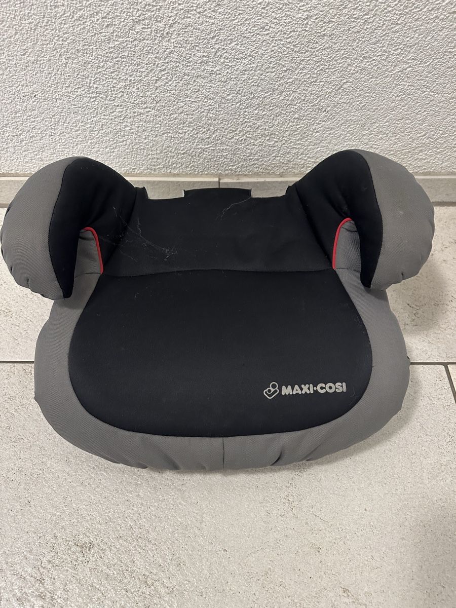 Maxi-Cosi Seggiolini per auto: Kindersitz Maxi Cosi – Usato da Illnau venduto da breitensteinstrasse 5
