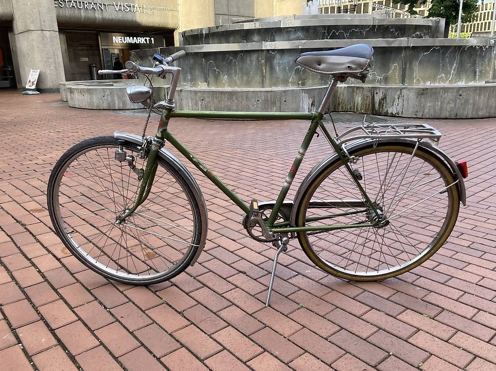 Tour de Suisse Biciclette: Schweizer Vintage Velo Tour de Suisse – Usato da Zürich venduto da adr_dmw2 1