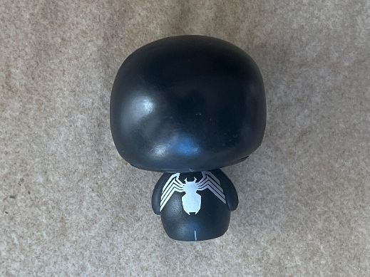 Funko Statuette: FUNKO POP MARVEL mini-figurine Venom – Usato da Vernayaz venduto da Darkfrost 1