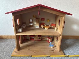 Puppenhaus Holz mit Einrichtung und Massa