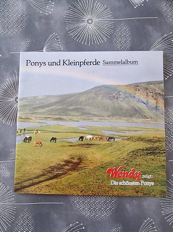 Album: Sammelalbum "Ponys und Kleinpferde" – Usato da Würenlingen venduto da Nicole3671