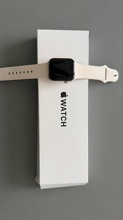 Smartwatch: Apple Watch SE3 40mm Starlight – Gebraucht aus Zürich von sua_8b9h