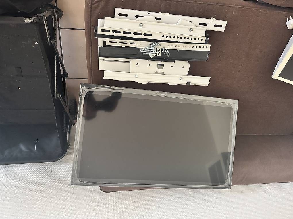 Geschirrspüler: TV , Lg et Sharp et lave vaisselle  – Gebraucht aus Meyrin von enriqueantony 2