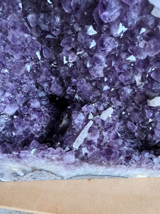 wunderschöne grosse Amethyst Druse, 36,2 kg schwer 4