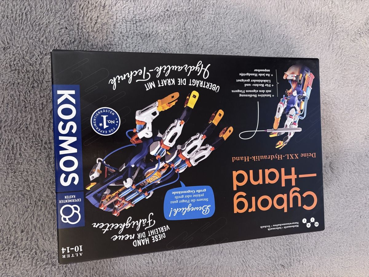 Kit di costruzioni: Kosmos Cyborg Hand – Nuovo e nell'imballaggio originale da Effretikon venduto da ramona_w 1