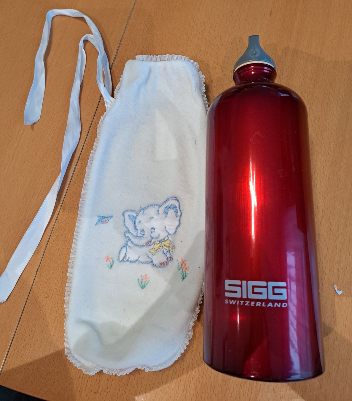 Sonstige antike Technik & Geräte: Baby Bettflasche – Gebraucht aus Bellach von Schneehasi75