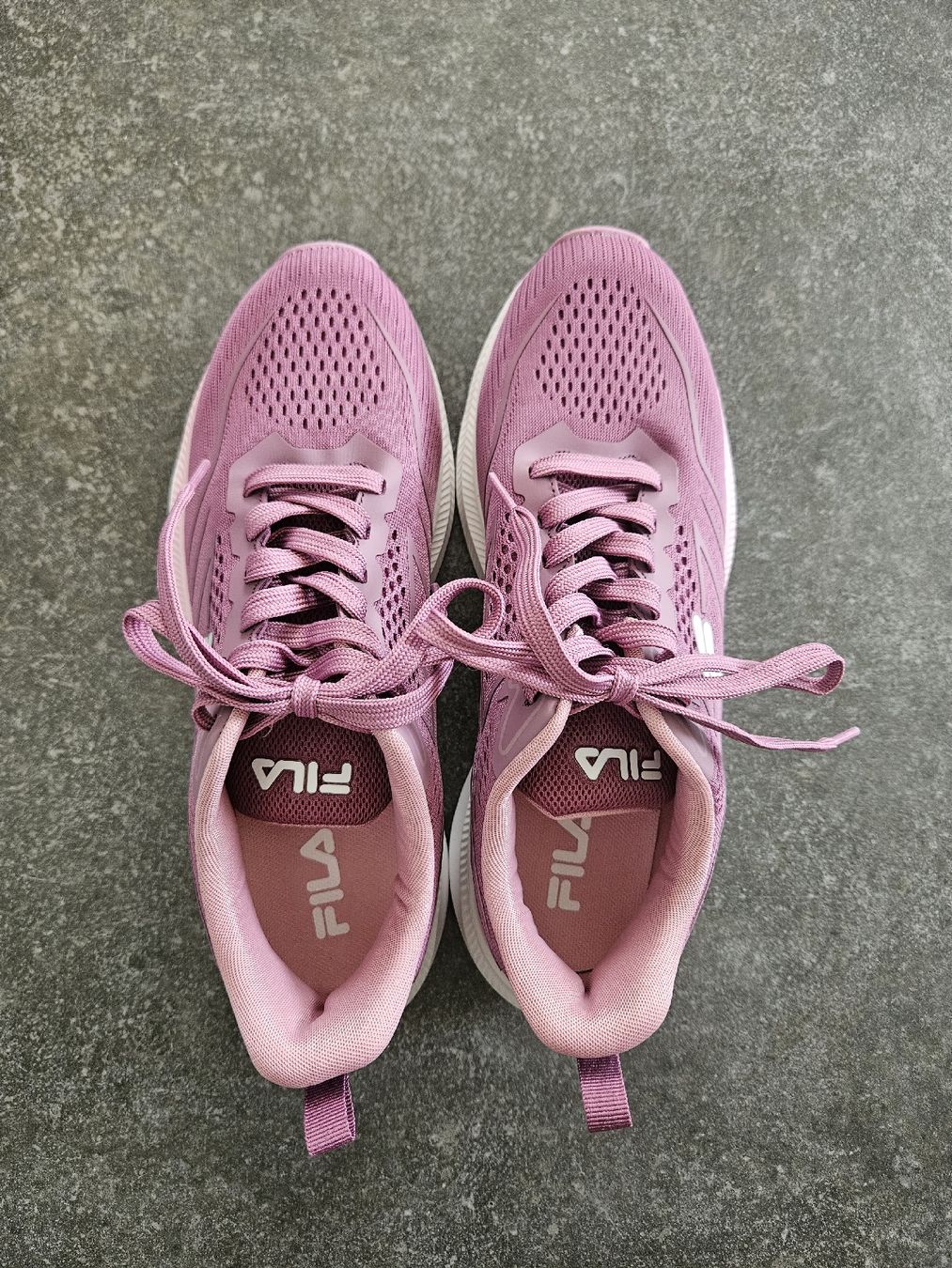 Fila Chaussures femmes: Baskets Fila Upflow – D'occasion à Bussigny par niwa_mikan 1