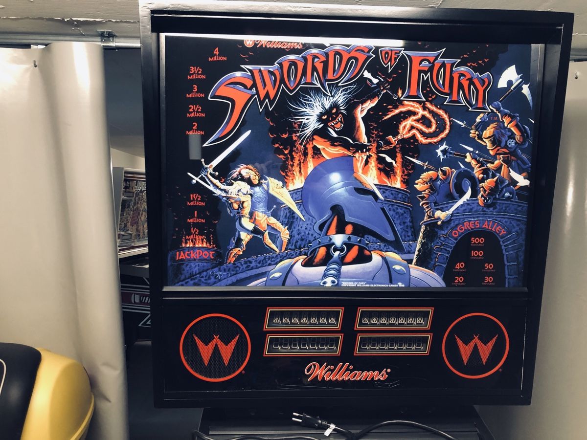 Williams Flipperkästen: Swords of Fury – Neu (gemäss Beschreibung) aus Oberwil BL von jones-oli