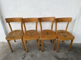 4 Beizenstühle mit mängel 