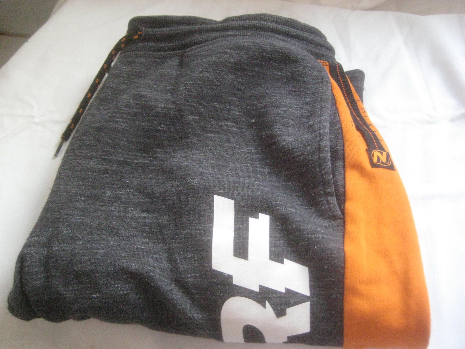 C&A Pantalons: KNABEN  SHORTS – D'occasion à Uster par flocke1 1