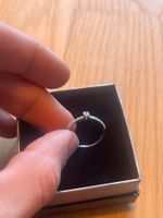 Bague fiançailles neuve jamais portée à moitié prix