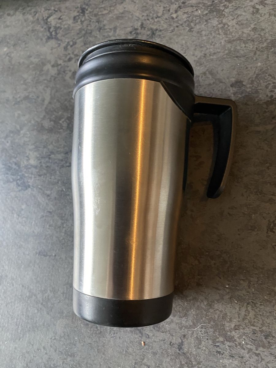 Tazze: Thermobecher Edelstahl mit Henkel, 500ml, neuwertig – Usato da Zürich venduto da VictoriaV01