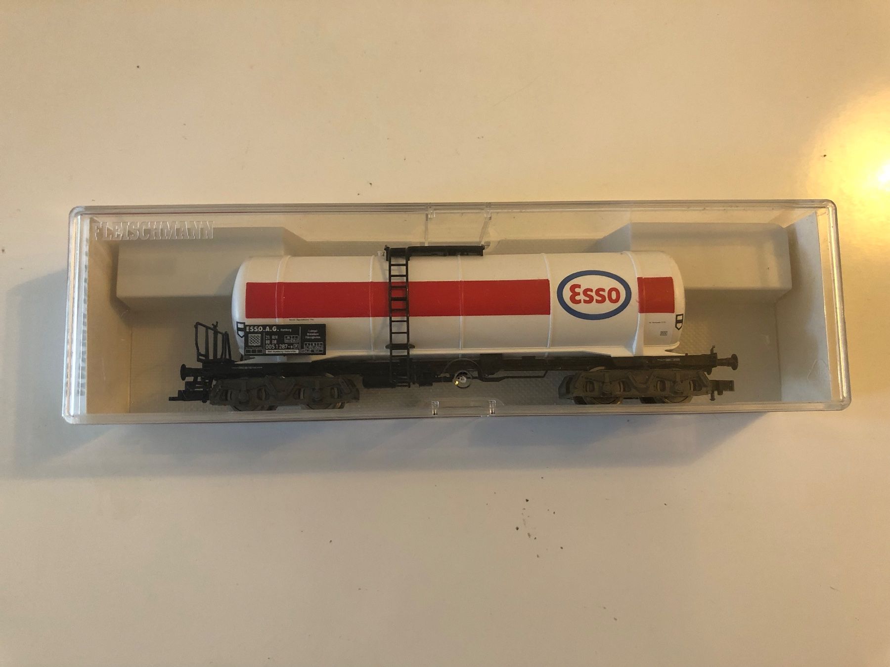 Fleischmann Modellini di ferrovie: Fleischmann 5470 Esso NEU – Nuovo e nell'imballaggio originale da Ostermundigen venduto da Garmin03 1