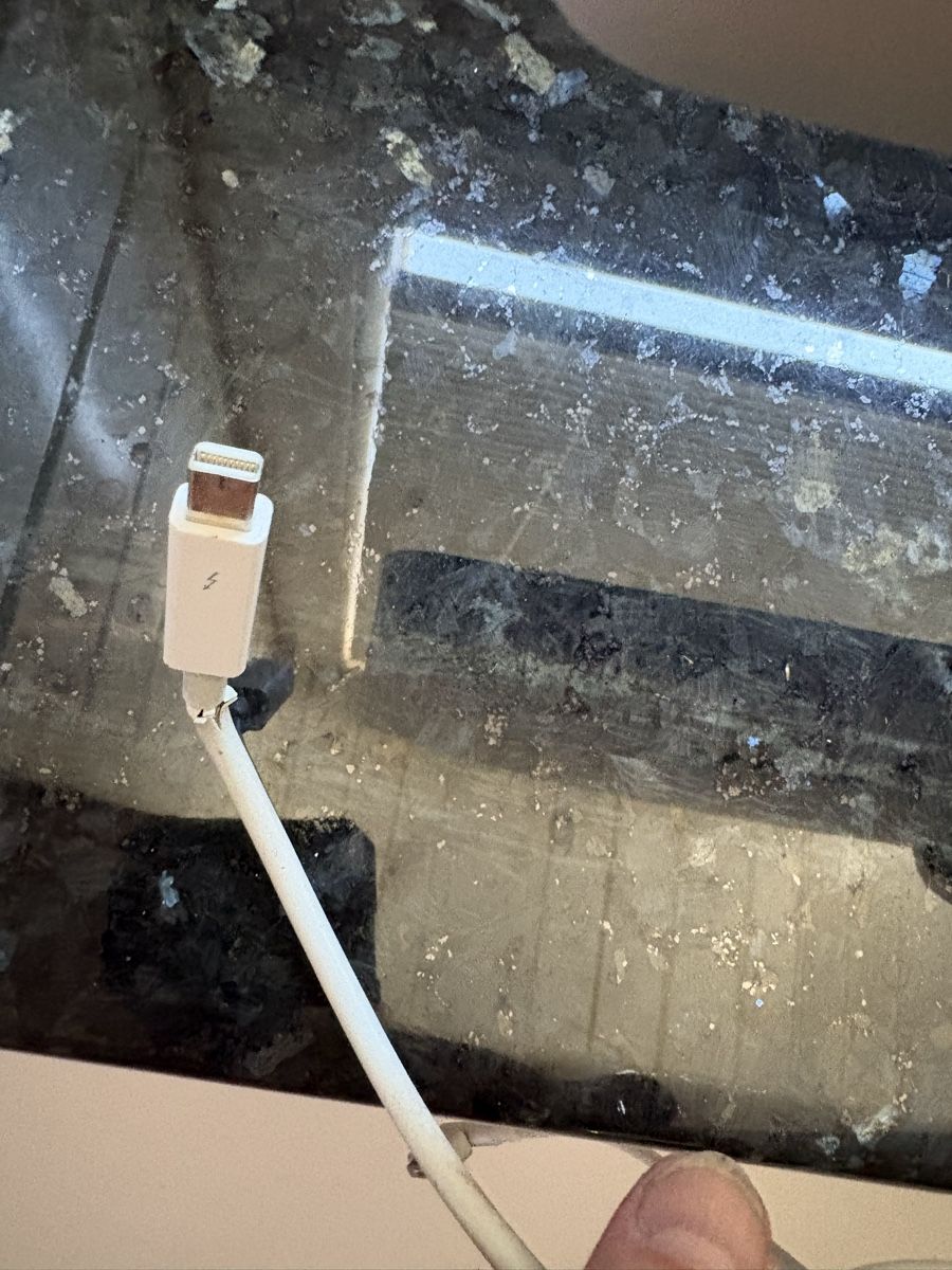 Apple Monitore: Thunderbolt Display – Gebraucht aus Burgdorf von Hobby31 7
