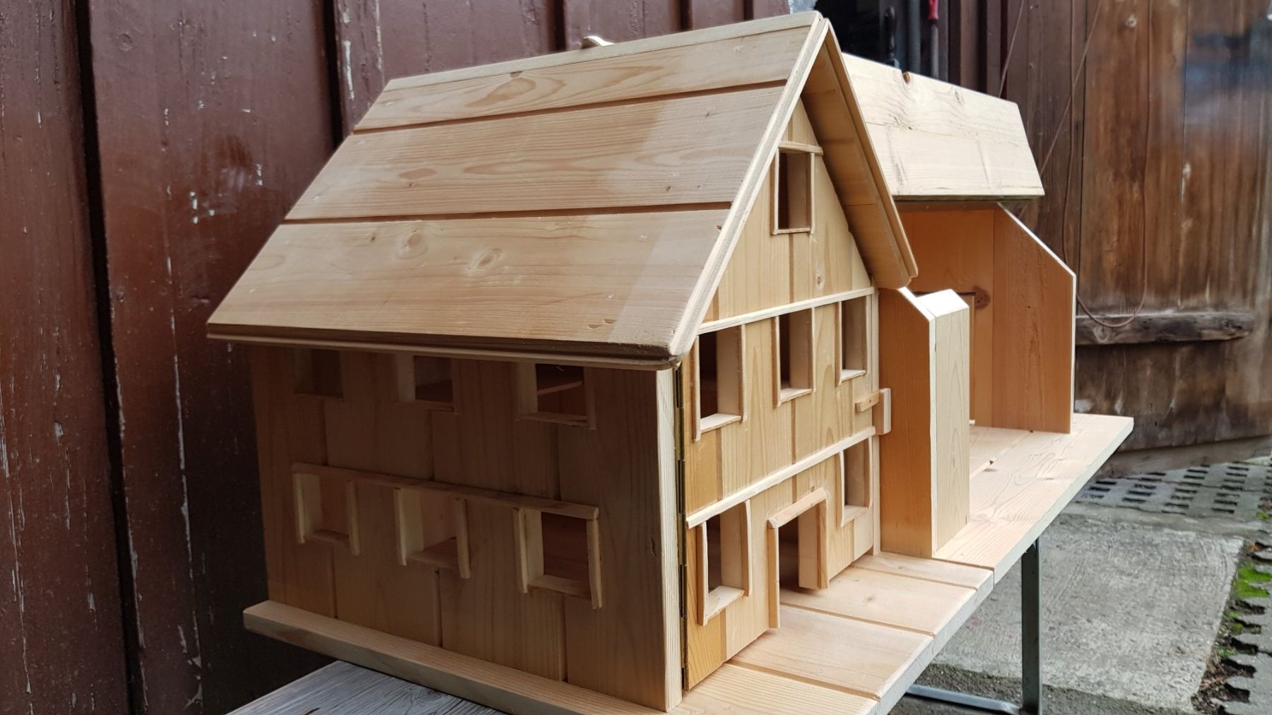 Articles en bois: Bauernhof – Neuf avec emballage d'origine à Appenzell par Losi2 2
