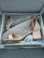 Neue Damenschuhe