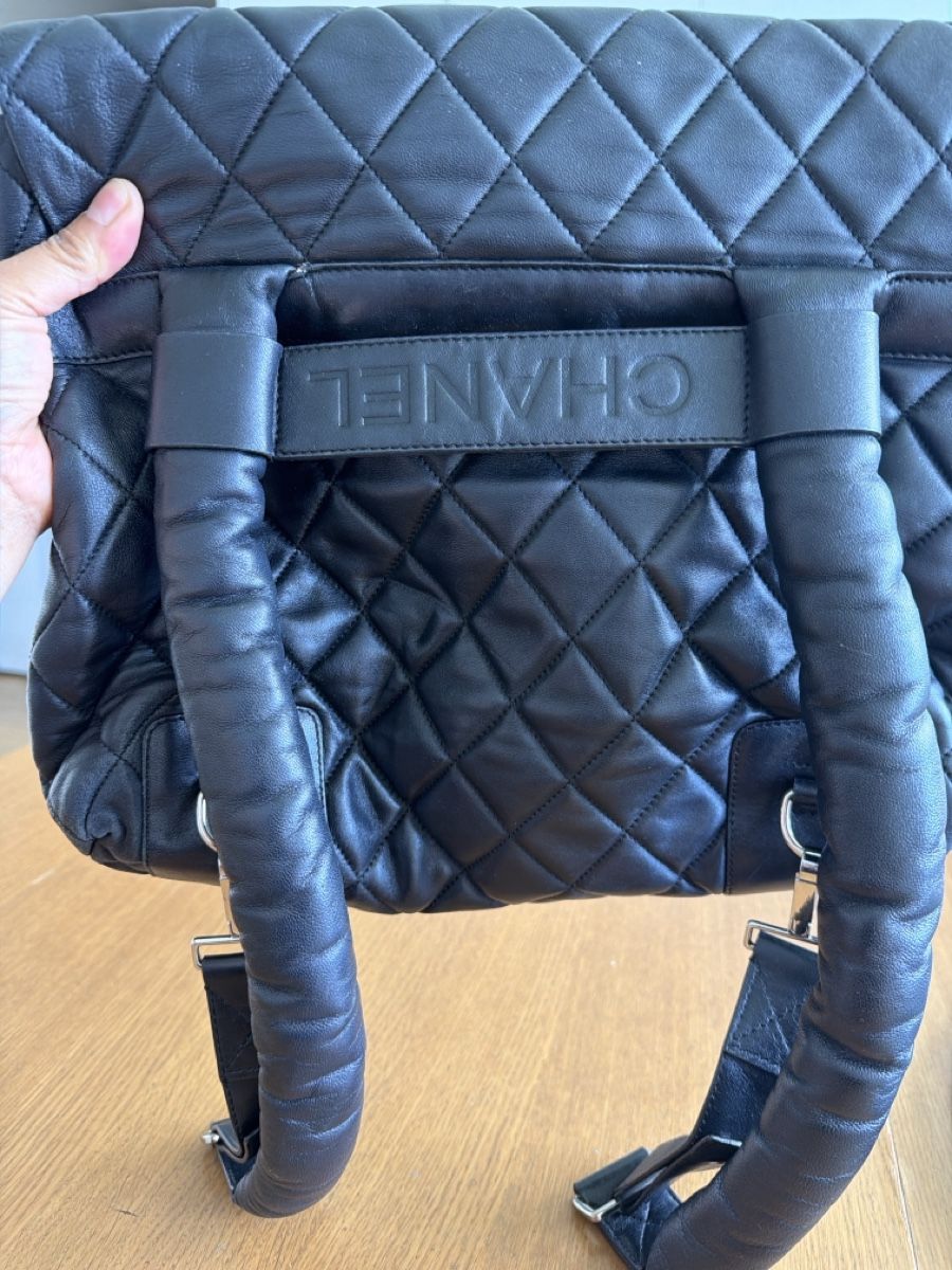 Chanel Taschen für Damen: Elegant Chanel Quilted Leather Handbag – Gebraucht aus Geneve von esp_8rbh 1