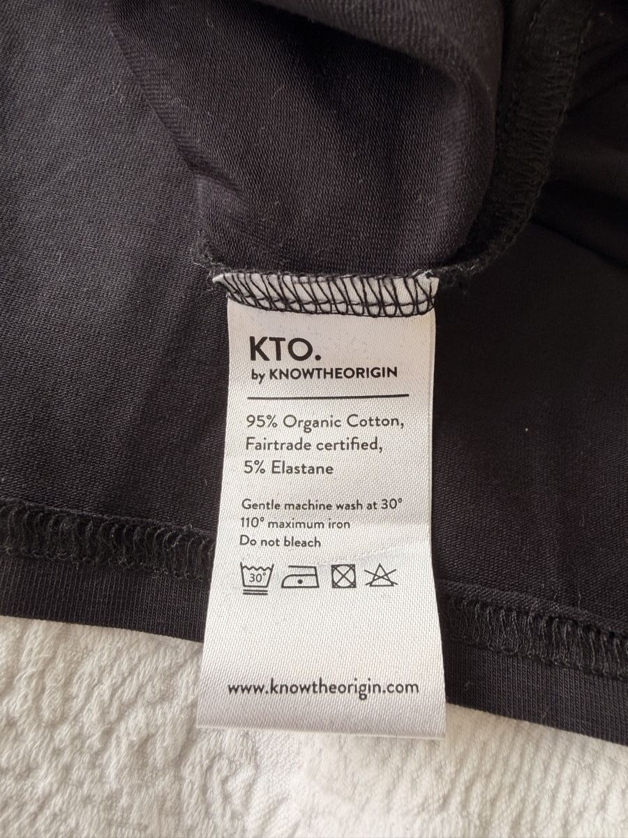 Kleider: KTO by KNOWTHEORIGIN – Neu (gemäss Beschreibung) aus Lupsingen von Sim0n4419 1