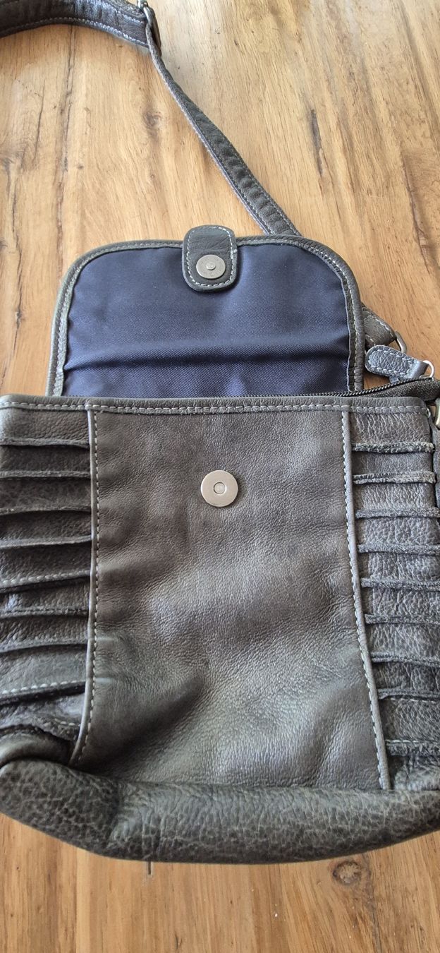 FredsBruder Borse da donna: FREDsBRUDER, Echt Leder Handtasche – Usato da Nottwil venduto da echtMOMO 4