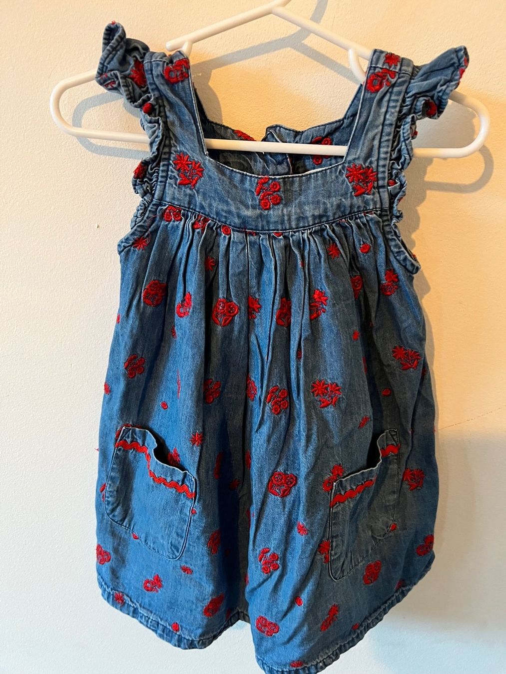 Vestiti & Gonne: Babykleid 74-80cm – Usato da Adliswil venduto da youngbee
