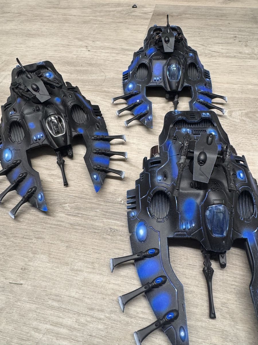 Kit di modellismo & Modellini statici: Warhammer 40k Aeldari Wave Serpent – Usato da Thierachern venduto da Genji4