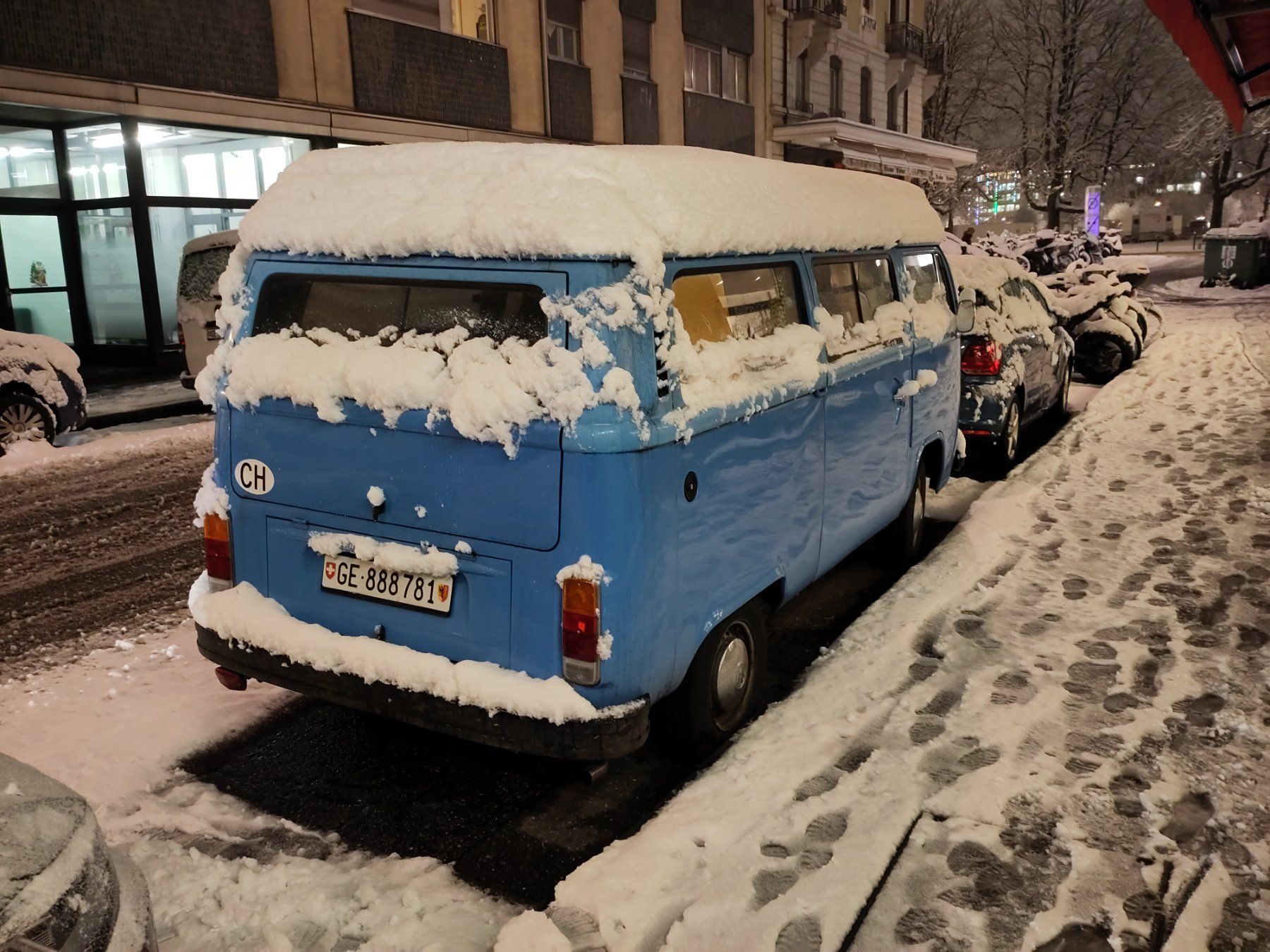 VW Autos: VW Bus T2b 1975 – D'occasion à Genève par sal_6pd2 3